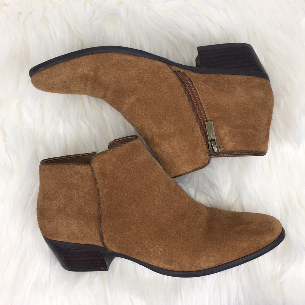 Crown Vintage Suede Ankle Booties Size 6.5